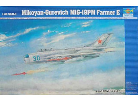 обзорное фото Сборная модель 1/48 Истребитель МиГ-19ПМ Фермер-Е Трумпетер 02804 Самолеты 1/48