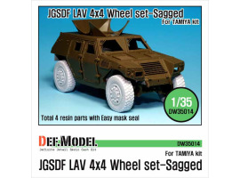 обзорное фото GSDF LAV 4x4 Sagged Wheel set  Смоляные колёса