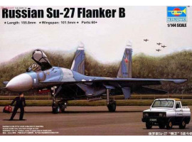 обзорное фото Russian Su-27 Flanker B Aircraft 1/144