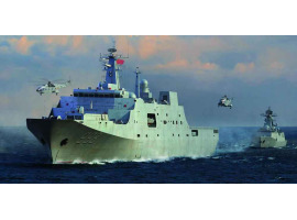 обзорное фото Збірна модель 1/350 PLA Navy Amphibious Transport Dock Type 071 military unit Trumpeter 04551 Флот 1/350