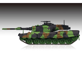 обзорное фото Збірна модель 1/72 німецький танк Leopard2A4 MBT Trumpeter 07190 Бронетехніка 1/72