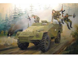 обзорное фото Russian BTR-40 APC Armored vehicles 1/35
