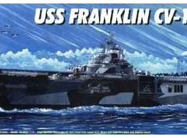 обзорное фото USS FRANKLIN CV-13 Fleet 1/700