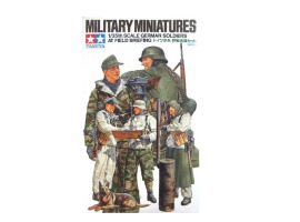 обзорное фото Збірна модель 1/35 Фігури Німецькі солдати на польовому інструктажі Tamiya 35212 Фігури 1/35