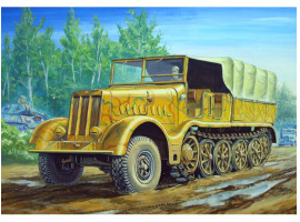 Сборная модель 1/72 Немецкий тягач Famo Sd.Kfz.9/18 тонн (полугусеничный) Трумпетер 07203