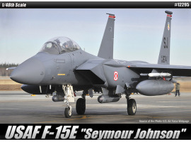 обзорное фото Збірна модель 1/72 Винищувач F-15E ВПС США "Seymour Johnson" Academy 12295 Літаки 1/72