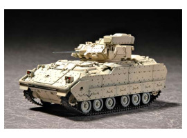 Scale model 1/72 IFV Bradley M2A2 Trumpeter 07296