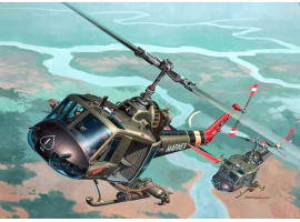 обзорное фото Bell UH-1C/B Huey Hog Гелікоптери 1/48