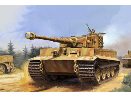 обзорное фото Сборная  модель 1/16 Танк Тигр I Pz.Kpfw.VI Ausf.E Sd.Kfz.181 Позднее Производство Трумпетер 00945 Бронетехника 1/16