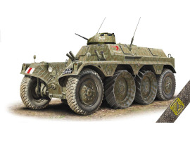 Scale model 1/72 French armored personnel carrier Panhard EBR-ETT ACE 72460