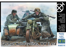 обзорное фото "German Motorcyclists, WWII era"  Figures 1/35