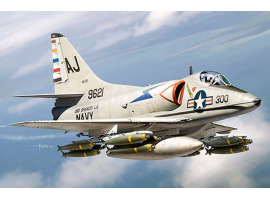 обзорное фото Збірна модель 1/48 Літак А-4С Skyhawk HobbyBoss 81789 Літаки 1/48