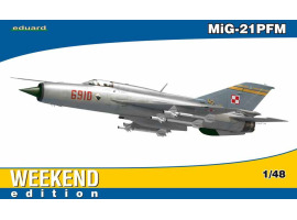 обзорное фото MiG-21PFM 1/48 Літаки 1/48