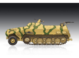 Scale model 1/72 Armored tractor Sd.Kfz.8 12t Trumpeter 07404