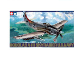 обзорное фото Сборная модель1/48 Аамериканский штурмовик DOUGLAS A-1H SKYRAIDER U.S NAVY Тамия 61058 Самолеты 1/48
