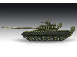обзорное фото Assembly model 1/72 soviet tank T-80BV MBT Trumpeter 07145 Armored vehicles 1/72