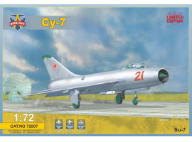 обзорное фото Su-7  Самолеты 1/72