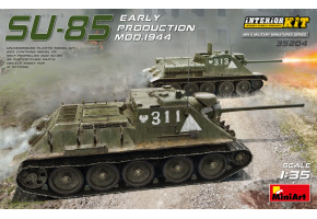 Збірна модель 1/35 Радянська САУ СУ-85 раннє вирообництво mod.1944 з повним інтер'єром Miniart 35204