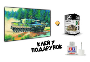 Збірна модель 1/35 Німецький танк Леопард 2 А4 + Набір кольорів НАТО