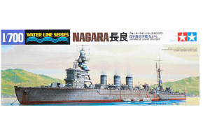 Scale model 1/700 Japanese light cruiser Nagara Tamiya 31322