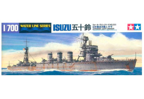 Scale model 1/700 Japanese light cruiser Isuzu Tamiya 31323