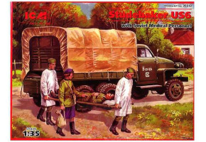 Studebaker US6 з радянським медичним персоналом