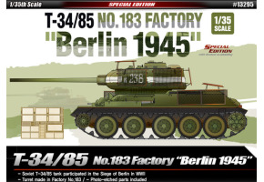 Збірна модель 1/35 Танк Т-34/85 №183 Завод "Берлін 1945" Academy 13295