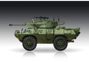 Збірна модель 1/72 Американський колісний бронеавтомобіль V-150 Commando з гарматою 20-мм Trumpeter 07441