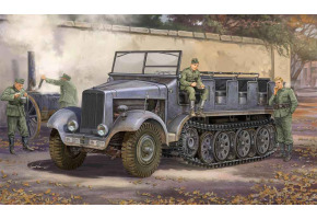Scale model 1/35 German half-track artillery tractor Trumpeter 05530