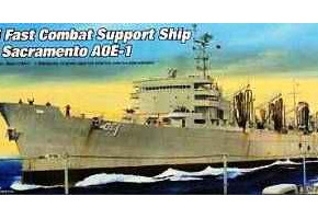 Scale model 1/700  USS Support Ship Sacramento (AOE-1) Trumpeter 05785