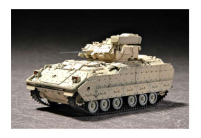 Збірна модель 1/72 БМП Бредлі M2A2 Trumpeter 07296