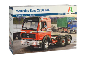 Збірна модель 1/24 Вантажний автомобіль / тягач Mercedes-Benz 2238 6x4 Italeri 3943