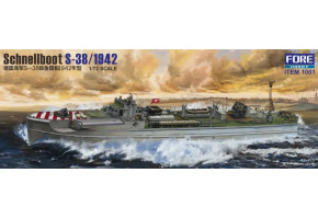Сборная модель 1/72 немецкий скоростной ударный катер Schnellboot S-38/1942 Foreart 1001