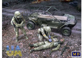Збірна модель 1/35 Баггі Мангуст. Українська версія для евакуації з поля бою з екіпажем (серія «Російсько-українська війна») MasterBox 35246