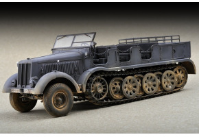 Збірна модель 1/72 Тяжкий тягач Sd.Kfz.8 12т Trumpeter 07403