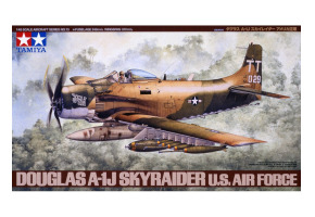 Збірна модель 1/48 Літак Douglas A-1J Skyraider Tamiya 61073