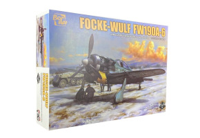 Assembled scale model 1/35 aircraft FOCKE-WULF FW190A-6