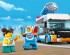 preview Constructor LEGO City Fun Penguin Van 60384