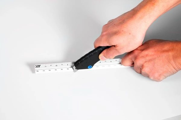 METALLIC MULTI SCALE TRIANGULAR RULER / Металлическая многофункциональная треугольная линейка детальное изображение Разное Инструменты