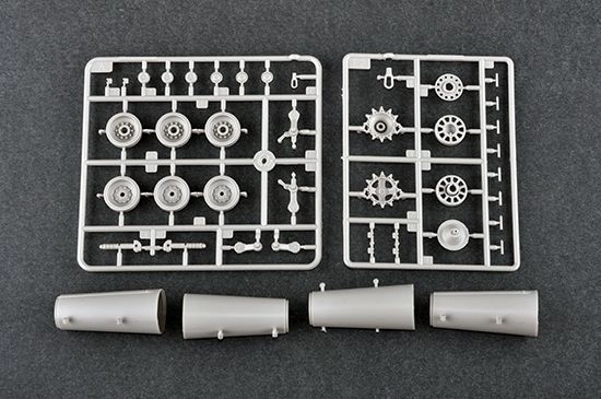 Збірна модель 1/35 ЗРК S-300V 9A83 Trumpeter 09519 детальное изображение Зенитно ракетный комплекс Военная техника