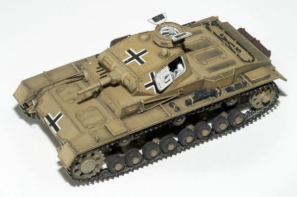 Танк Pz. Kpfw. III Ausf. C детальное изображение Бронетехника 1/35 Бронетехника