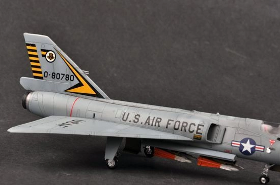 Збірна модель 1/72 Американський винищувач F-106A Delta Dart Trumpeter 01682 детальное изображение Самолеты 1/72 Самолеты