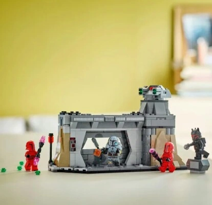 LEGO Star Wars Fight Paz Vizsla and Moff Gideon 75386 детальное изображение Star Wars Lego