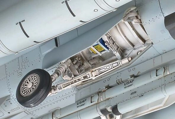 Збірна модель 1/48 Літак Lockheed Martin F-16C [BLOCK 25/32] Fighting Falcon ANG Tamiya 61101 детальное изображение Самолеты 1/48 Самолеты
