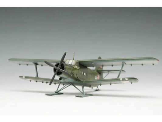 Збірна модель 1/72 Літак Антонов Ан-2 Кольт на лижах Trumpeter 01607 детальное изображение Самолеты 1/72 Самолеты