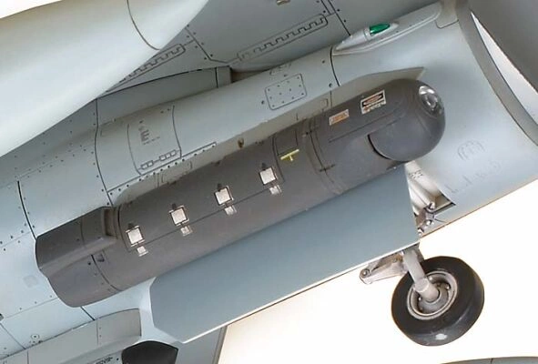Збірна модель 1/48 Літак Lockheed Martin F-16C [BLOCK 25/32] Fighting Falcon ANG Tamiya 61101 детальное изображение Самолеты 1/48 Самолеты