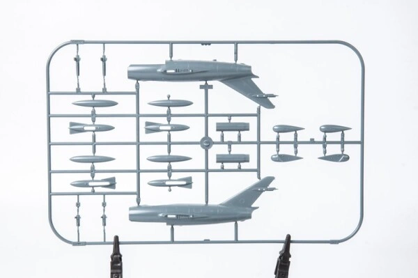 Scale model 1/72 Aicraft MiG-15bis Eduard 7461 детальное изображение Самолеты 1/72 Самолеты