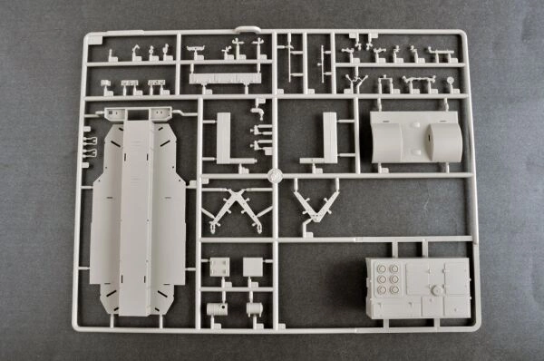 Збірна модель 1/35 Артилерійська система 2С35-1 Коаліція-СВ-КШ на базі КамАЗ-6560 Trumpeter 01085 детальное изображение Артиллерия 1/35 Артиллерия