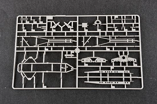 Збірна модель 1/35 ЗРК S-300V 9A83 Trumpeter 09519 детальное изображение Зенитно ракетный комплекс Военная техника