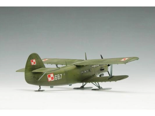 Збірна модель 1/72 Літак Антонов Ан-2 Кольт на лижах Trumpeter 01607 детальное изображение Самолеты 1/72 Самолеты